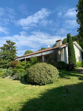 Einzelhaus mit großer Terrasse und Garten in Teolo